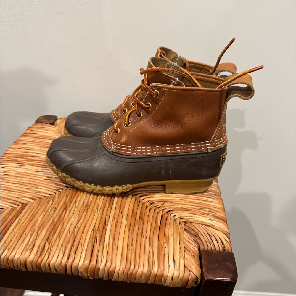 L.L. Bean Brown Winter Boots size 6